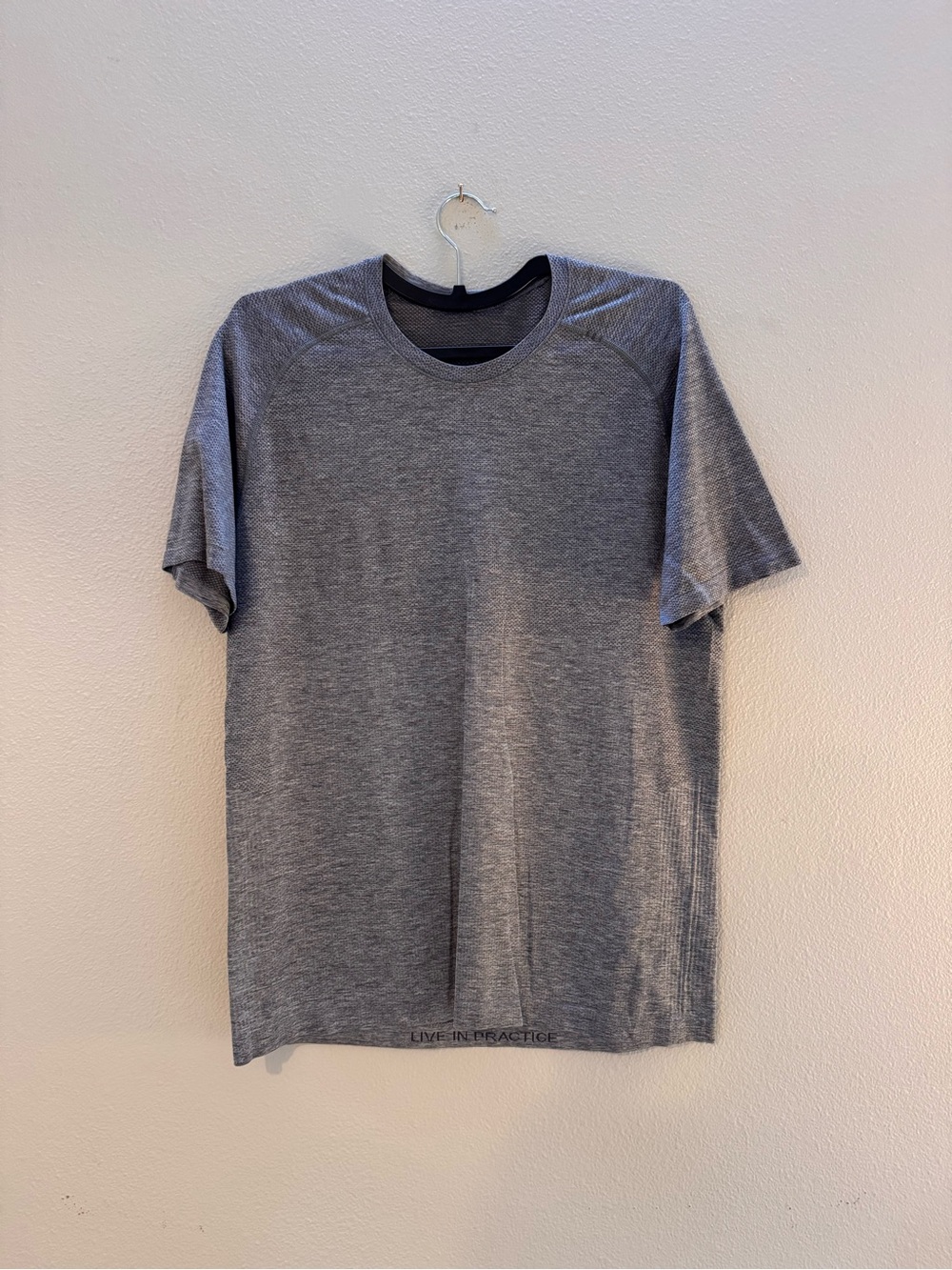 lululemon athletica Men's Heather Gray Short-Sleeve Crew Tee